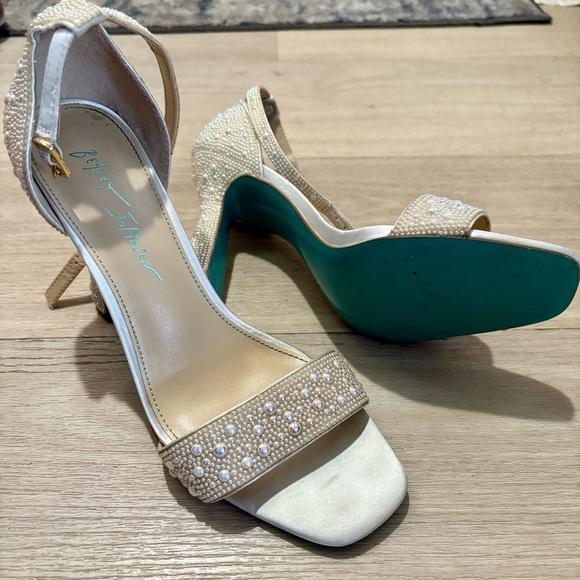 Blue by Betsy Johnson Women’s 8 Mari Heeled Champagne - Picture 5 of 7